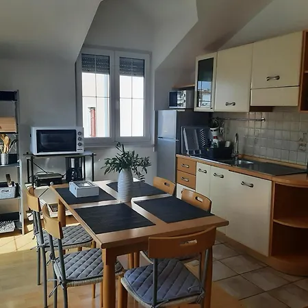 Apartment Luna *